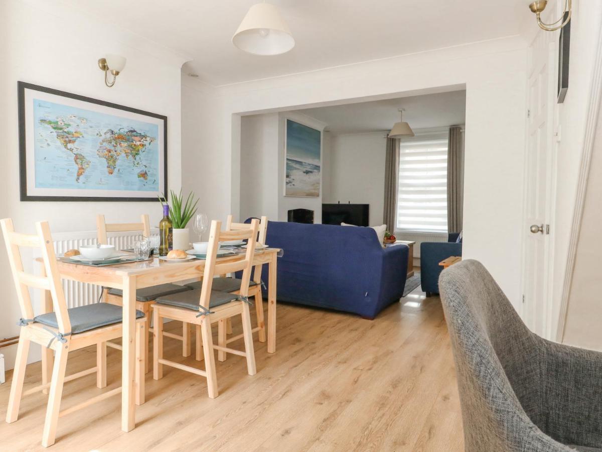 Day Cottage Weymouth Bagian luar foto